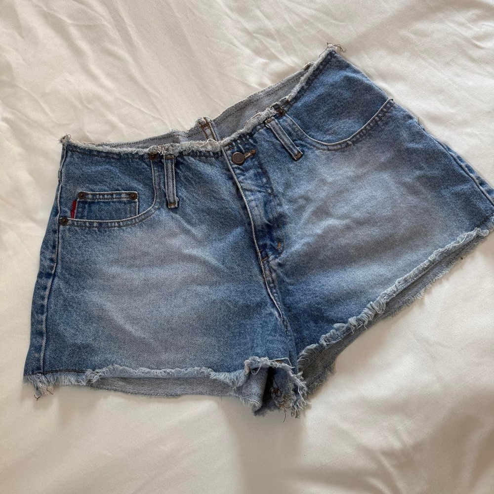 cutoff jean shorts  Y2K Lei cutoff denim shorts size 13